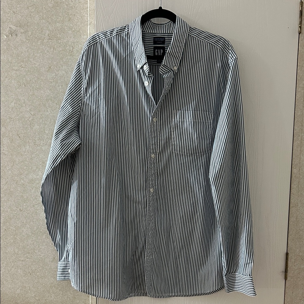 GAP Men's Striped Blue Shirt, Size XL